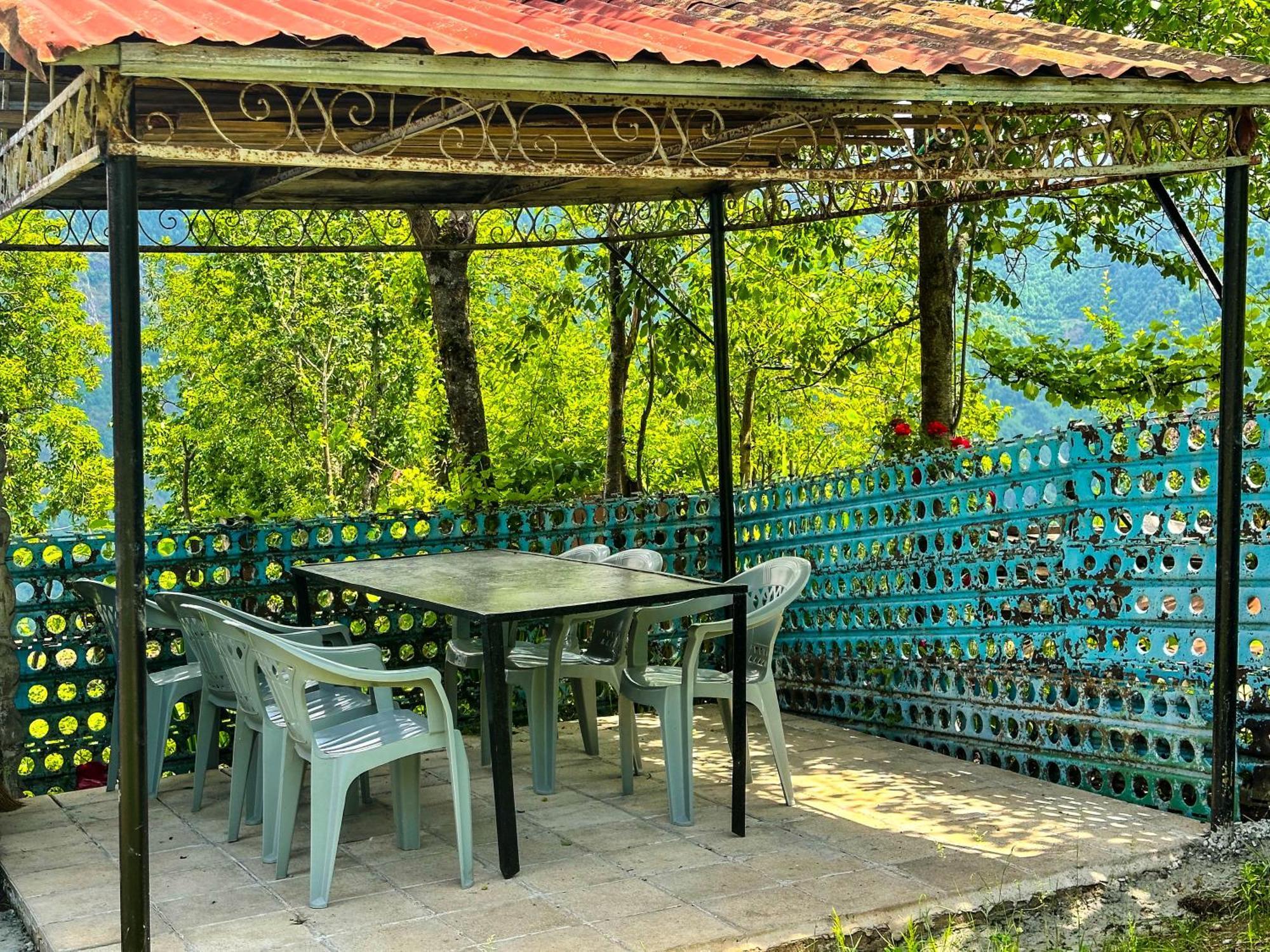 Hotel Armazi à Khulo Extérieur photo